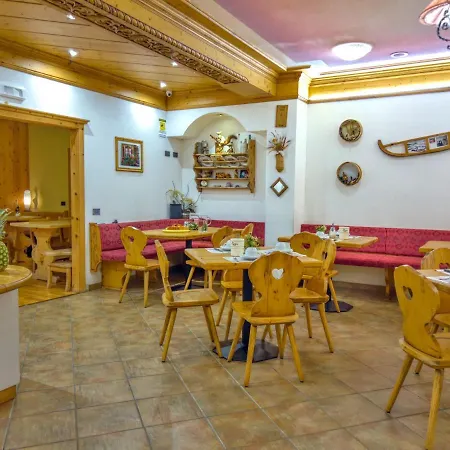 Hotel Garni Francescato 3*