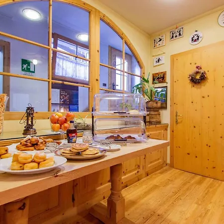 Garni Francescato Hotel 3*