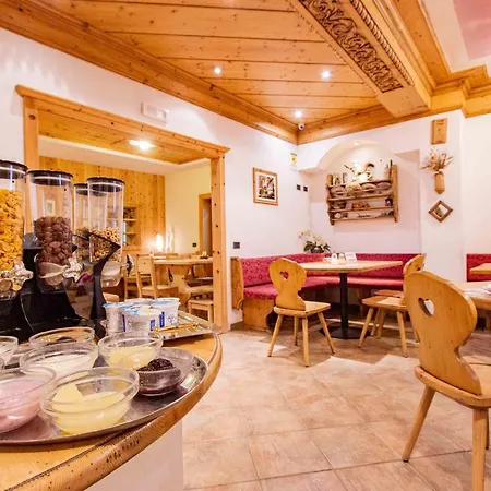 Hotel Garni Francescato 3*