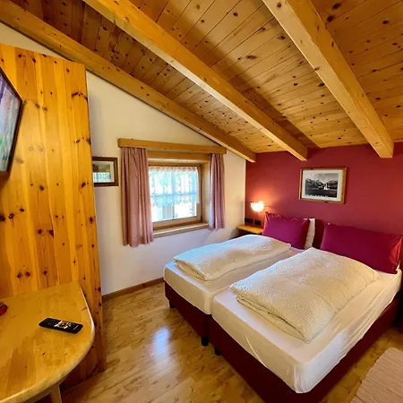 Garni Francescato Hotel